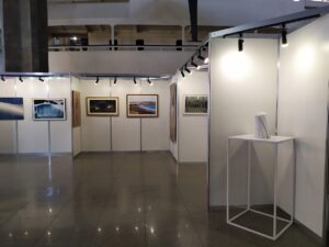 Mostra di quadri per asta benefica