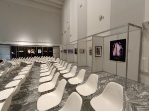 Mostra di quadri per asta benefica