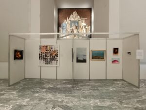 Mostra di quadri per asta benefica